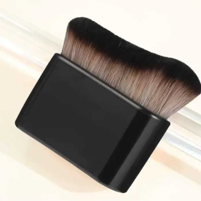 Pinceau à fond de teint ondulé pour crème BB liquide, mélange ultra-doux et impeccable, faible absor