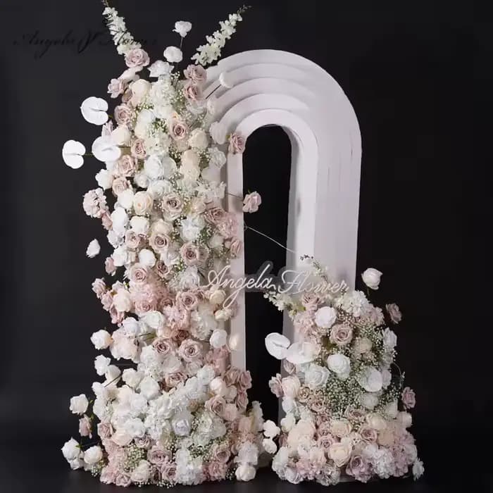 Blanc rose fond de mariage KT conseil décoration rose souffle de bébé delphinium scène sol fleur banquet événement accessoires fenêtre di
