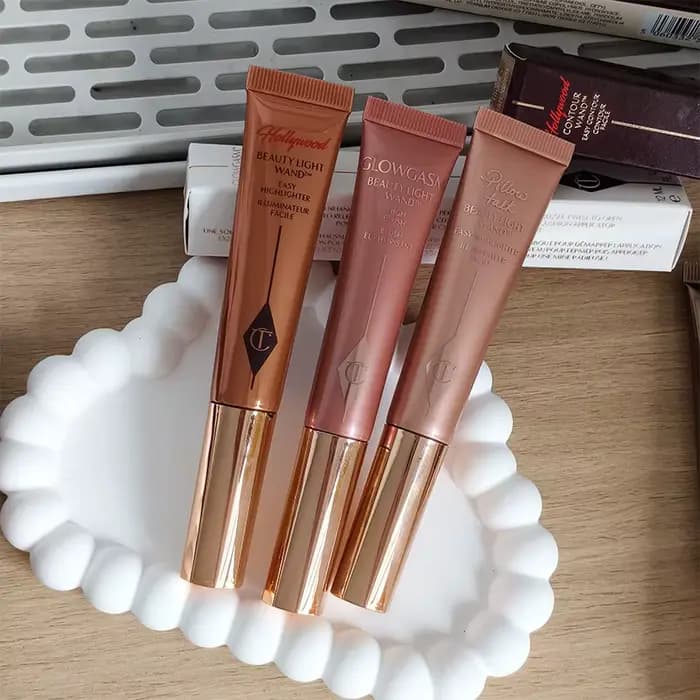 Charlotte Tilbury – Stylo illuminateur liquide