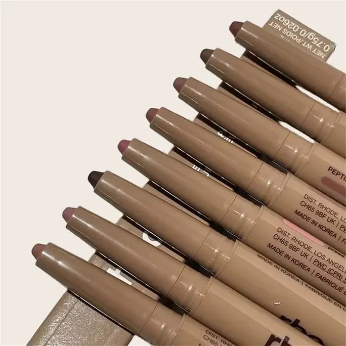 Rhode Skin Peptide Lip Shape Pen