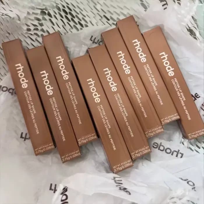 Crayon à lèvres en forme de peau