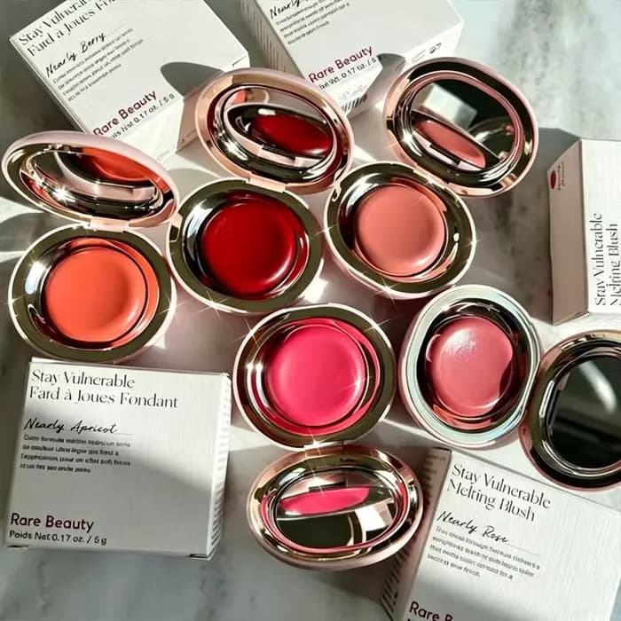 Fard à joues rose mauve neutre Fashion Rare Beauty