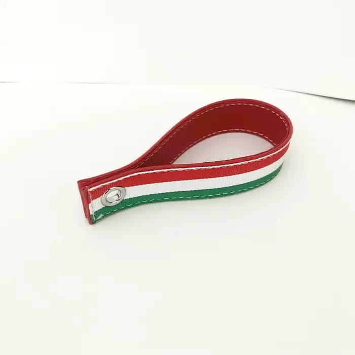 Sangle de hayon en cuir pour style de voiture, couleur rouge, lettrage adapté pour voiture de sport 500 595