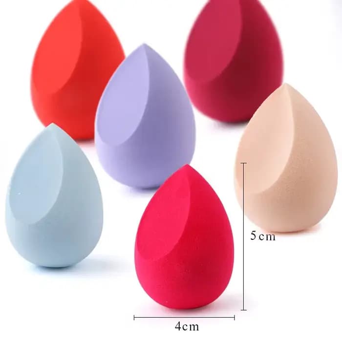 Éponge de maquillage anti-cernes