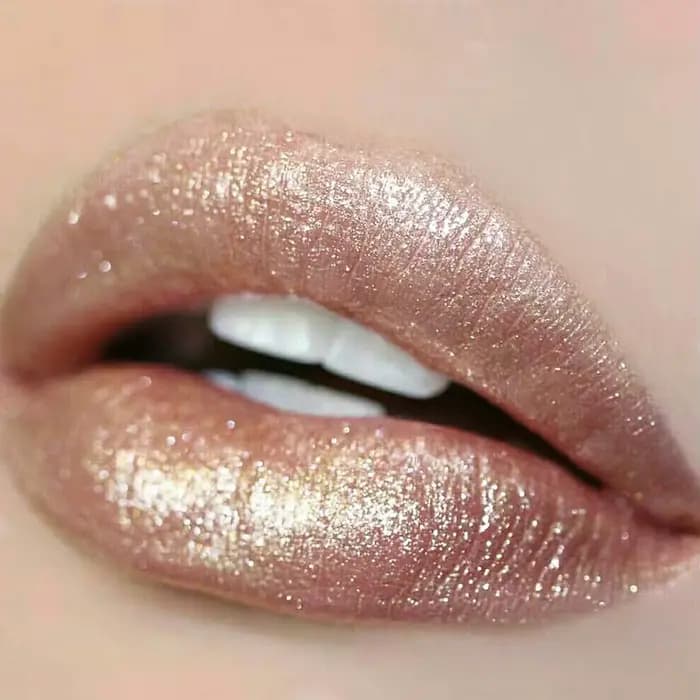 Rouge à lèvres métallique repulpant à paillettes