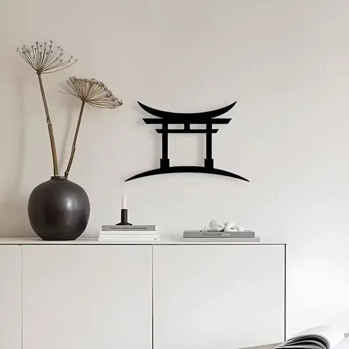 1 pièce d'art mural en métal inspirée des portes de temples japonais, idéale pour la décoration intérieure à thème asiatique et les cadeaux culturels.