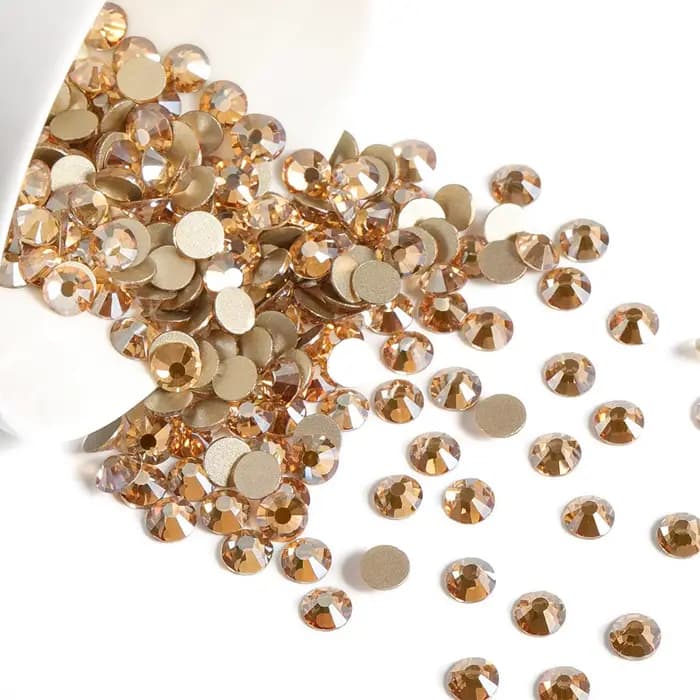 2880 strass en verre à dos plat de taille mixte couleur champagne pour vêtements/chaussures/tasses/fêtes/maquillage/ornementation d'ongles