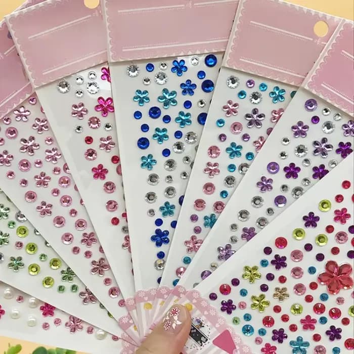Nouveaux autocollants sur le visage enfants tatouage temporaire strass maquillage brillant