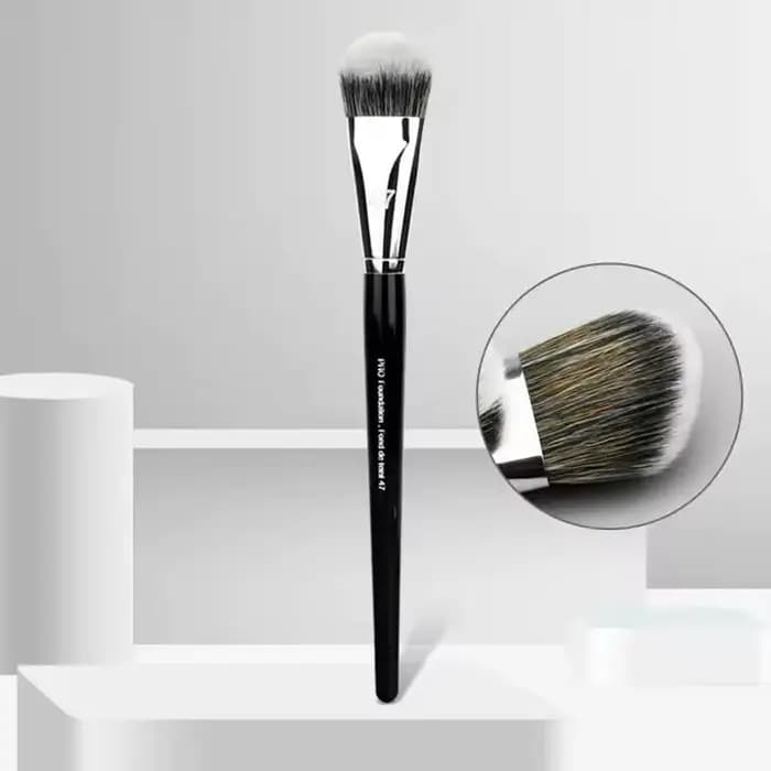 Sephora No.47 pinceau de fond de teint à angle conique pente professionnelle