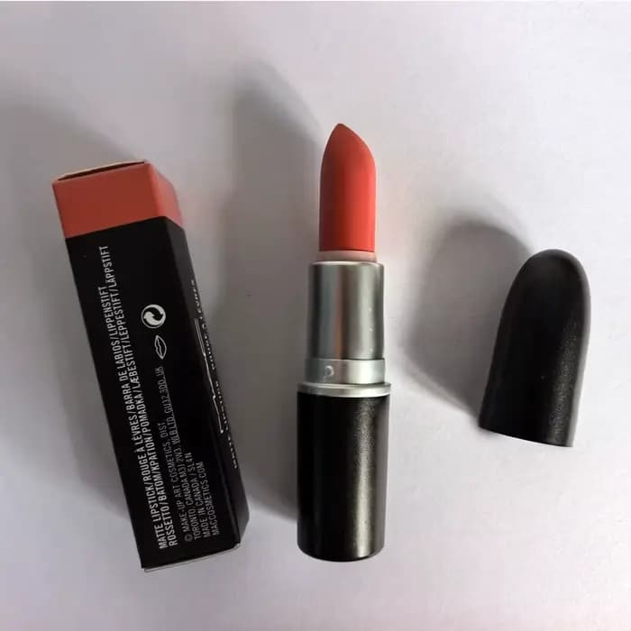 Rouge à lèvres classique de marque en tube aluminium 3g