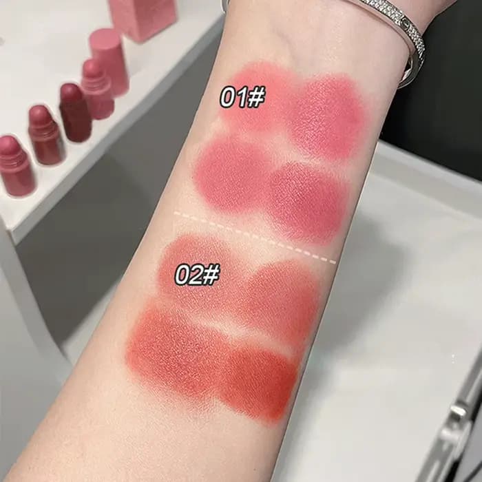 4-en-1 crayon rouge à lèvres mat velours super ours gege de garder le maquillage rose