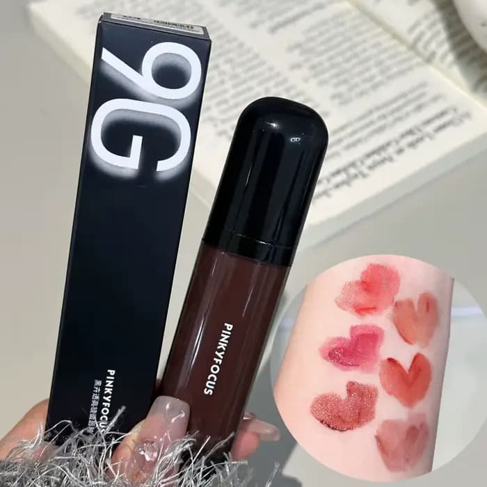 Vernis à lèvres miroir rouge marron
