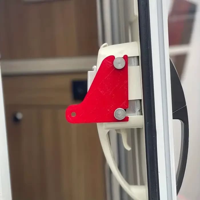 Serrure de porte de véhicule de loisirs de couleur rouge, identification facile, solution pratique, serrure de porte de caravane, conception sécurisée, serrure d'entrée