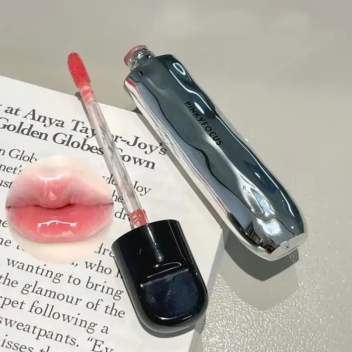 Brillant à lèvres miroir nu