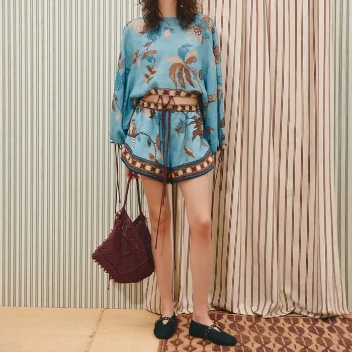 Ensemble deux pièces pour femme, style vacances, en lin, haut ample à manches longues et short taille haute, style ethnique