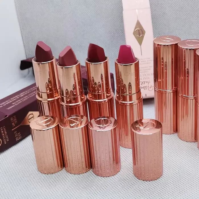 Charlotte Tilbury Maquillage Rouge à Lèvres Walk of No Shame Rose Gracieux Pillow Talk Gloss Hydratant Repulpant Fraise Vanille