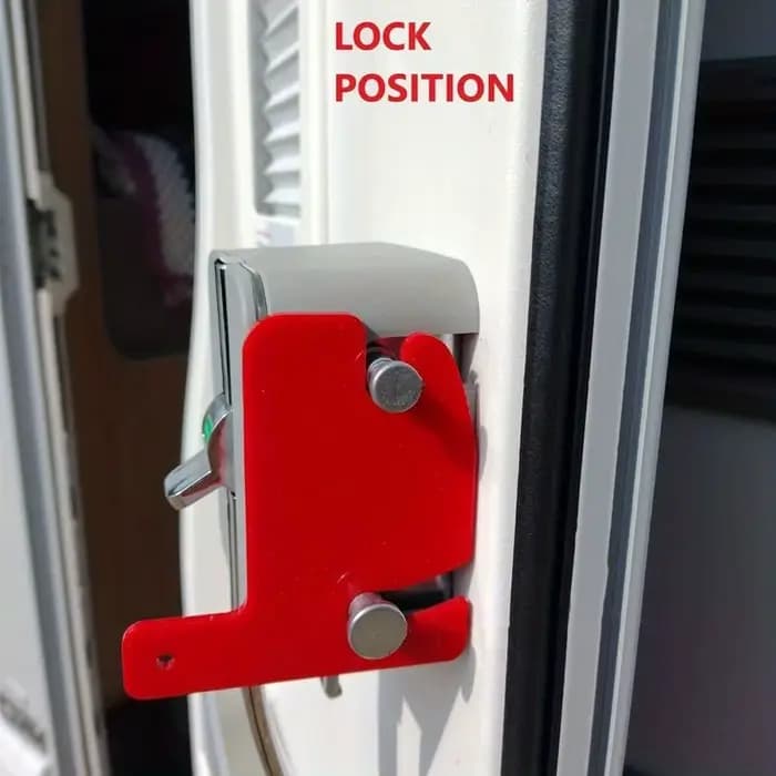 Serrure de porte de véhicule de loisirs de couleur rouge, identification facile, solution pratique, serrure de porte de caravane, conception sécurisée, serrure d'entrée