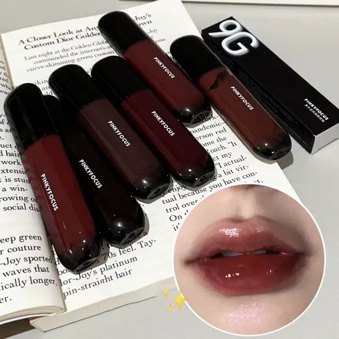 Vernis à lèvres miroir rouge marron