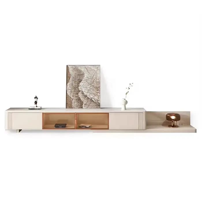 Le style moderne du salon, avec de grandes tables basses au centre et des deux côtés