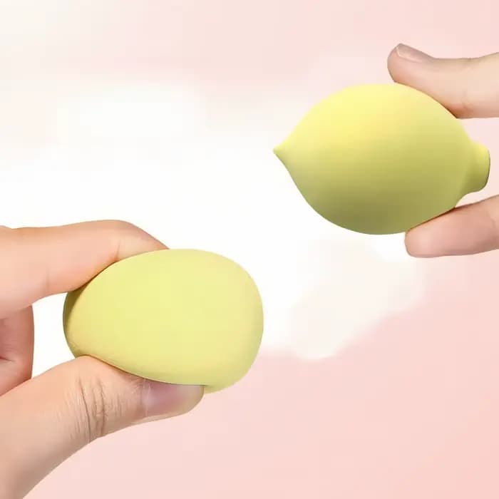 4 pièces en forme de fruit doux maquillage poudre bouffée