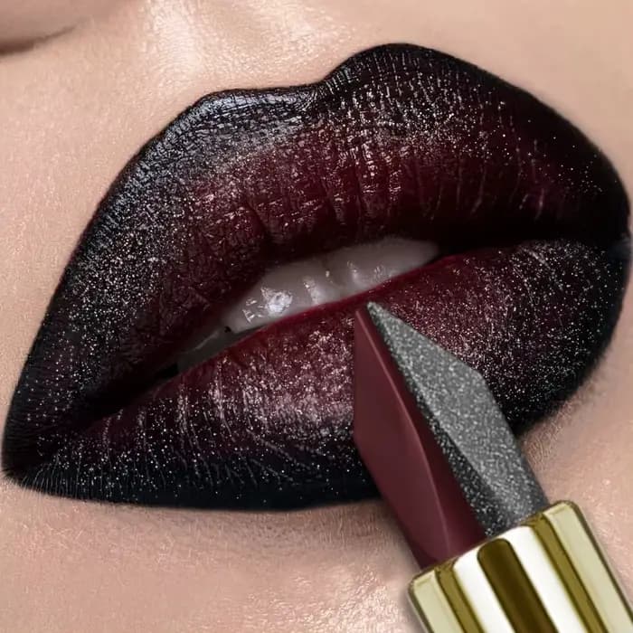 Rouge à lèvres bicolore marron noir