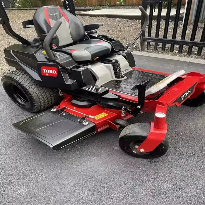 Offre promotionnelle : tondeuses à gazon Zero Turn - Tracteurs de jardin efficaces