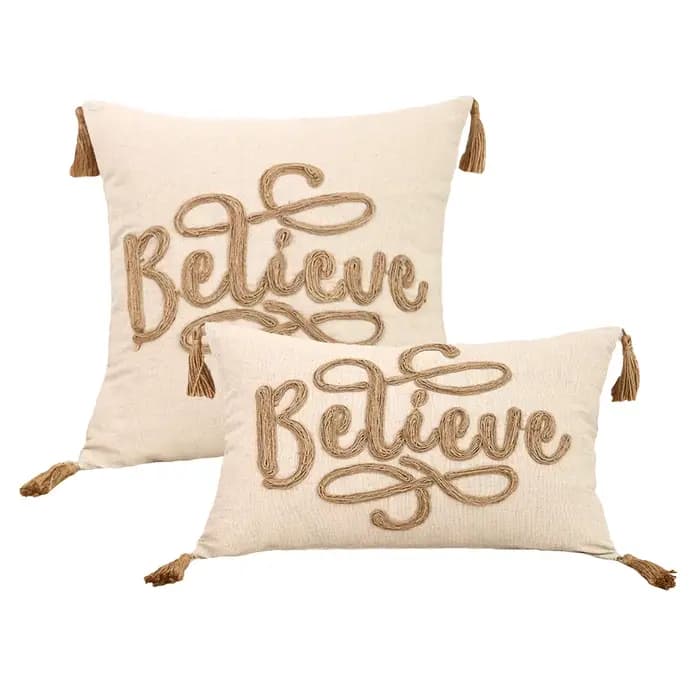 Housse de coussin en lin avec corde brodée, motif lettres et feuilles, franges, glands, luxe élégant