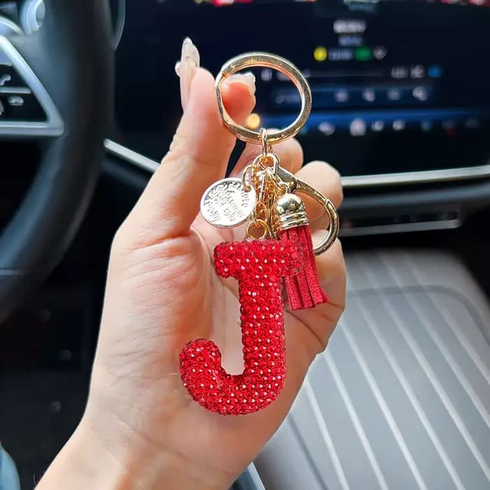 Porte-clés de voiture avec lettre anglaise rouge, délicat avec sac à diamants, pendentif, accessoire