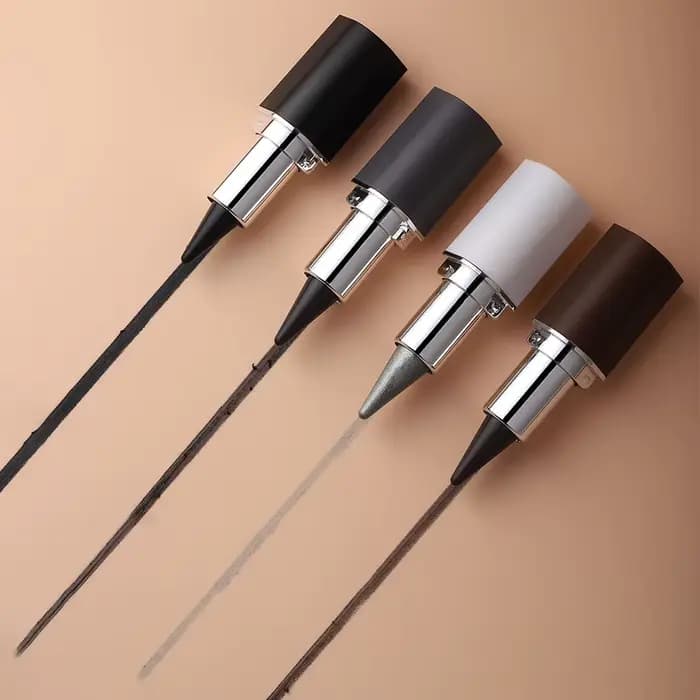 Eyeliner fumé argenté métallique
