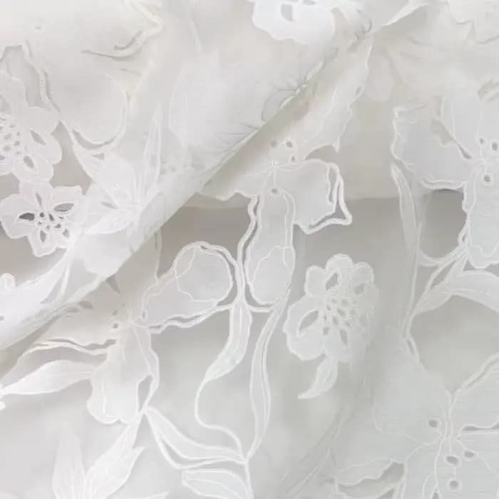 Tissu en polyester et lin blanc à motif floral de pivoine, semi-transparent, doux et léger, pour chemises, robes, vêtements de mode, matériel de couture, textile