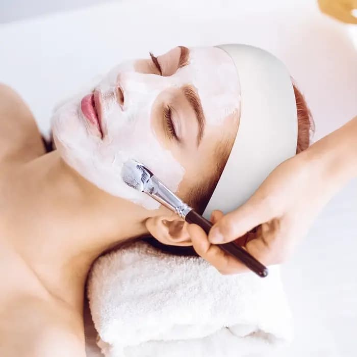 50/100/200 pièces bandeaux faciaux jetables pour femmes – bandeaux de spa non tissés doux pour les soins du visage, le maquillage, les soins de la peau et l'usage en salon