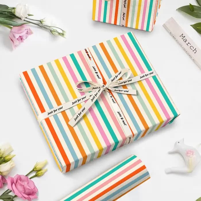 Rouleau de papier cadeau rayé arc-en-ciel coloré 10M/5M - Emballage cadeau multicolore lumineux pour anniversaire, baby shower, fêtes et toutes occasions