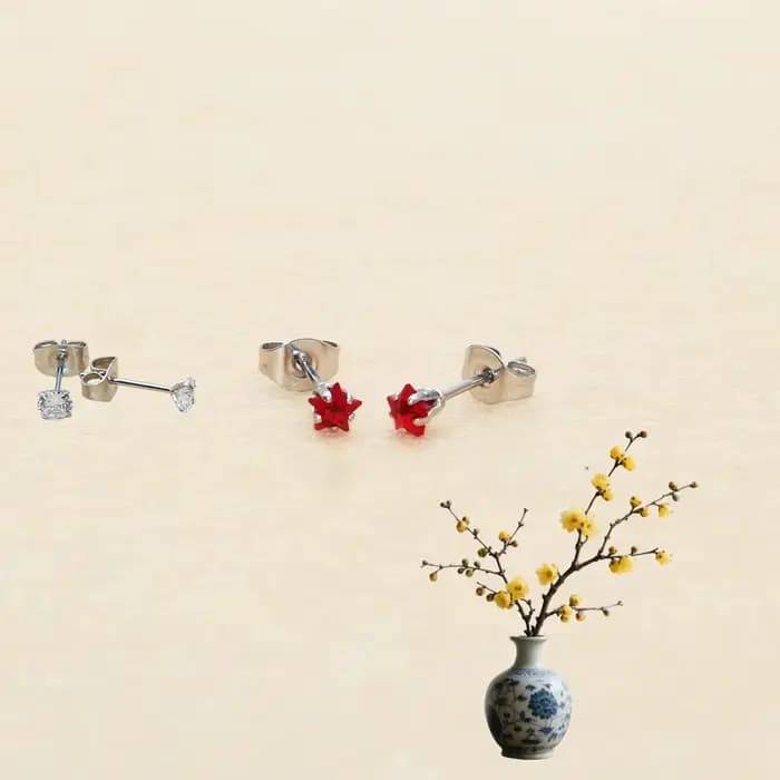 Mini boucles d'oreilles à clous en acier inoxydable, couleur étoiles rouges, 4mm, nouveaux bijoux en cristal avec Anti-allergie