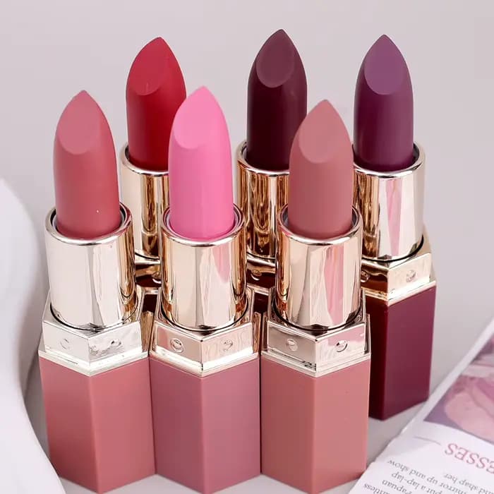 Rouge à lèvres velours nu