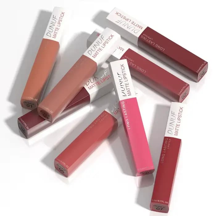 Rouge à lèvres mat, 8 couleurs