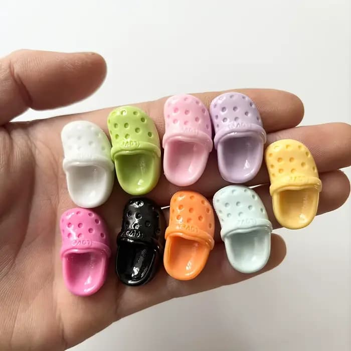 Mini pantoufles, aimants de réfrigérateur en résine, décorations magnétiques mignonnes pour la maison, cadeaux magnétiques