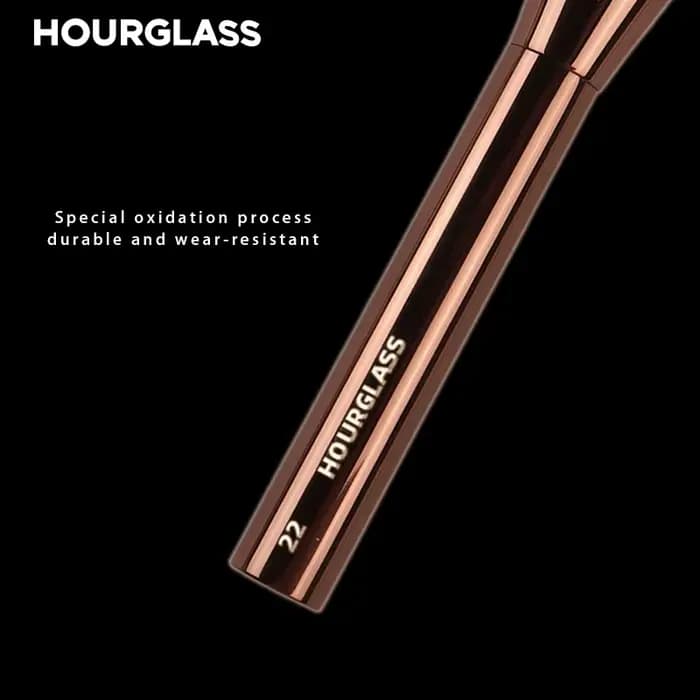 HOURGLASS pinceaux de fond de teint liquide coudés