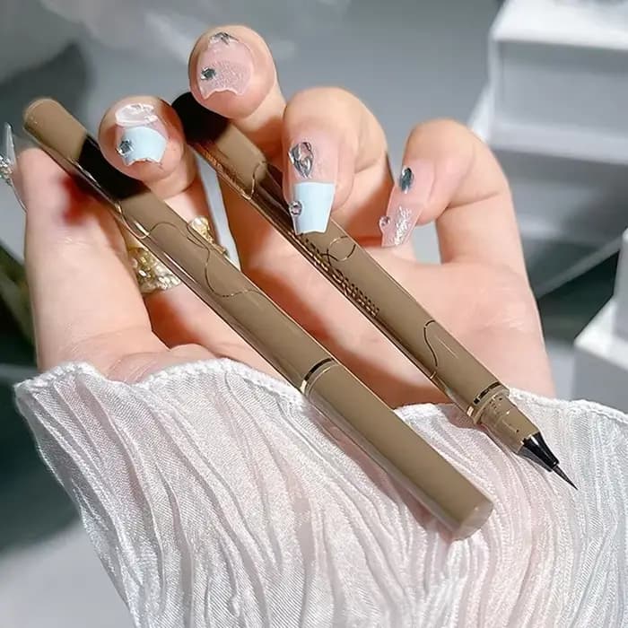 Stylo eyeliner noir ultra fin pour les yeux, crayon waterproof, durable, lisse, liquide, résistant aux taches, outils de maquillage