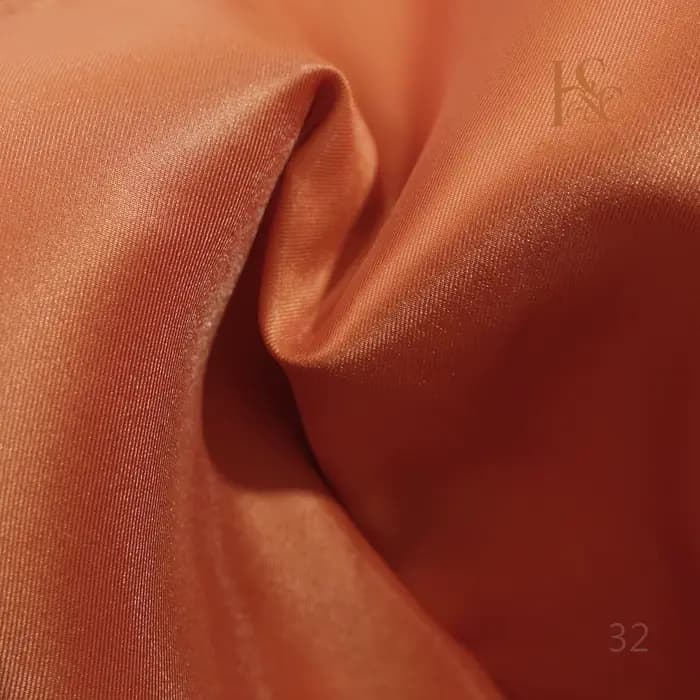 Tissu Mikado rouge rose, tissu rigide cousu pour robe de mariée haut de gamme, vêtements pour mère, tissu pour robe COS faite à la main