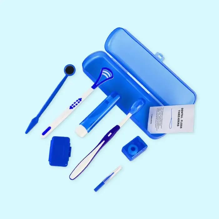 Kit professionnel de soins bucco-dentaires 8 pièces, outils de nettoyage des dents portables avec étui de rangement pour la maison, les voyages et l'hygiène quotidienne