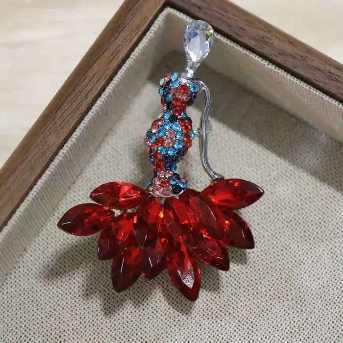 Baroque luxe belle robe de danse rouge Design hommes femmes broche broche, accessoires de bijoux, mariage vacances fête couple cadeau Surprise