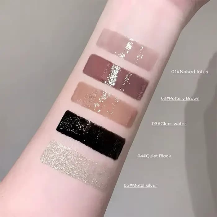 Gloss à lèvres effet miroir nude