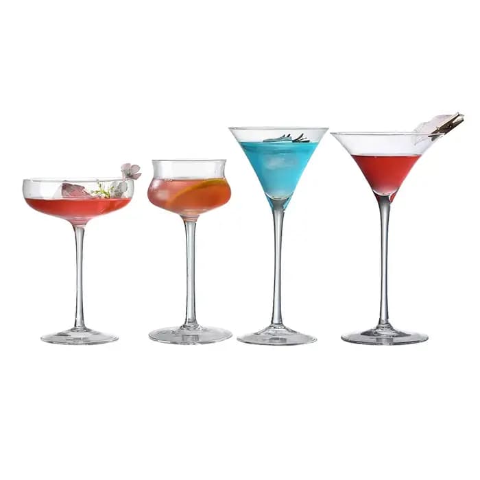 Verre à cocktail, champagne, martini, verres à vin, verrerie à longue tige