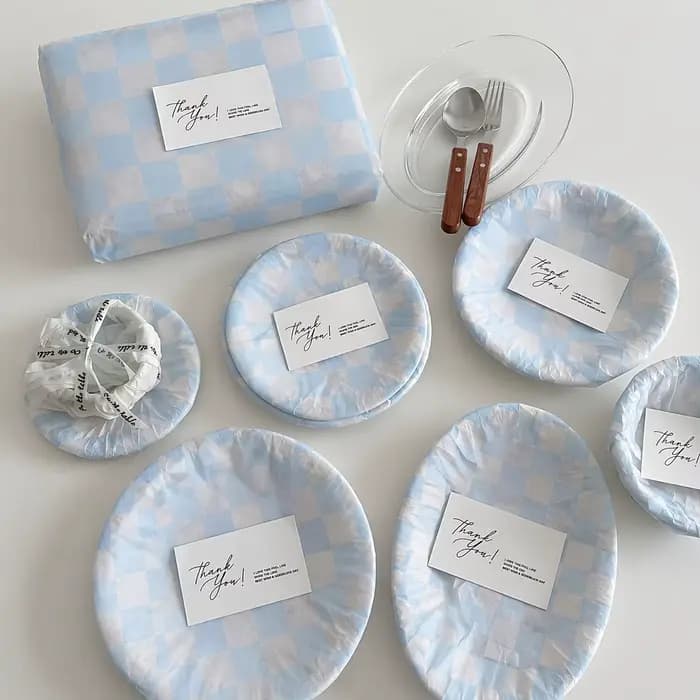 Rouleaux de papier cadeau exquis pour toutes les occasions - 10 feuilles de papier cadeau à carreaux bleu clair de haute qualité, adaptés aux mariages, anniversaires, baby showers et Noël - Ajoute une