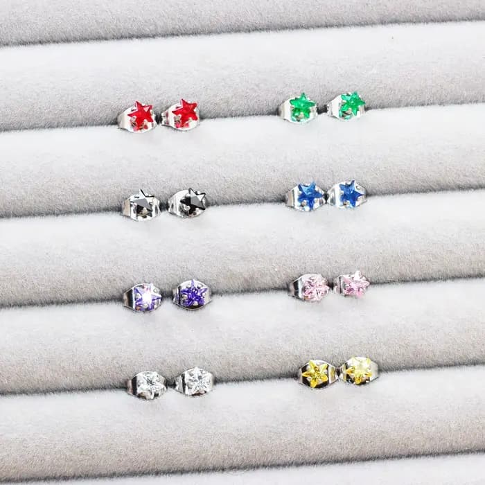 Mini boucles d'oreilles à clous en acier inoxydable, couleur étoiles rouges, 4mm, nouveaux bijoux en cristal avec Anti-allergie