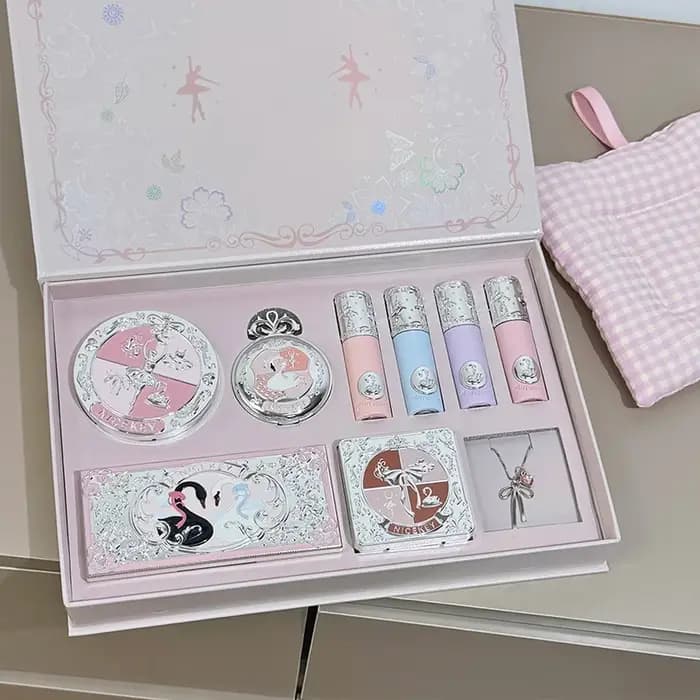 Kit de maquillage NICEKEY comprenant 4 gloss mats
