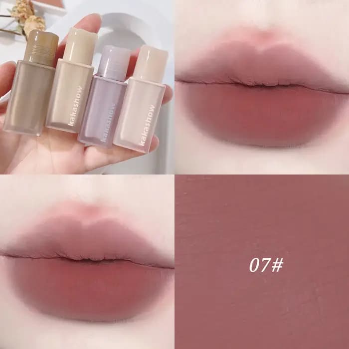Rouge à lèvres liquide mat rose châtain