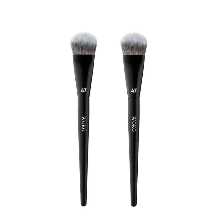 PRO 47 pinceau de fond de teint balai