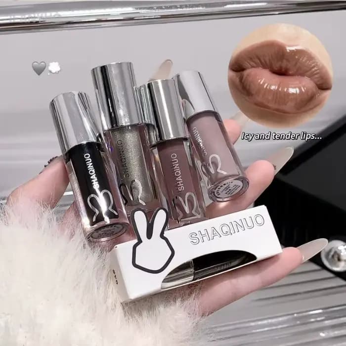 Gloss à lèvres miroir à l'eau marron