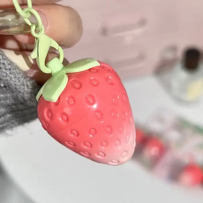Mini baume à lèvres à changement chaud aux fraises